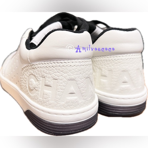 Authentic Chanel classic black and white sneakers - Picture 6 of 7
